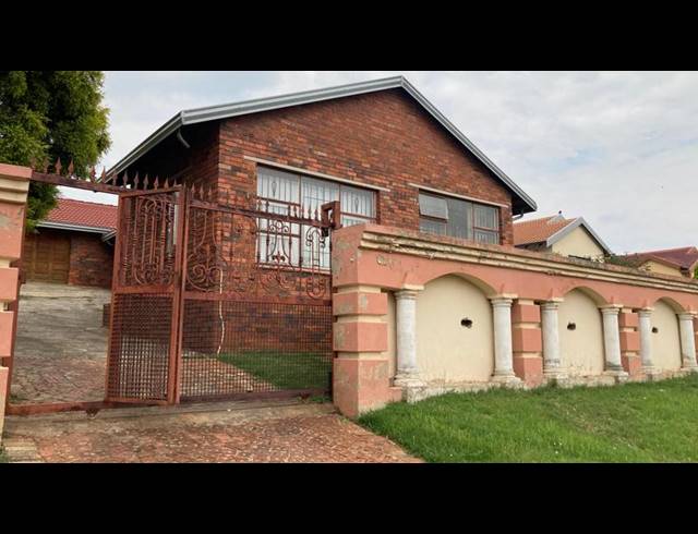 4 BEDROOM PROPERTY TO RENT IN ZAKARIYYA PARK